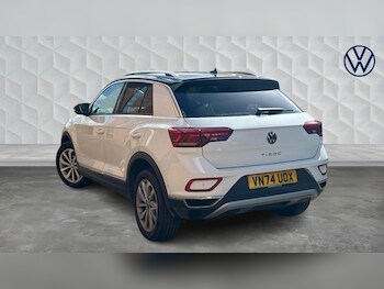 Used Volkswagen T-Roc 2025 for sale - 78202216: Photo