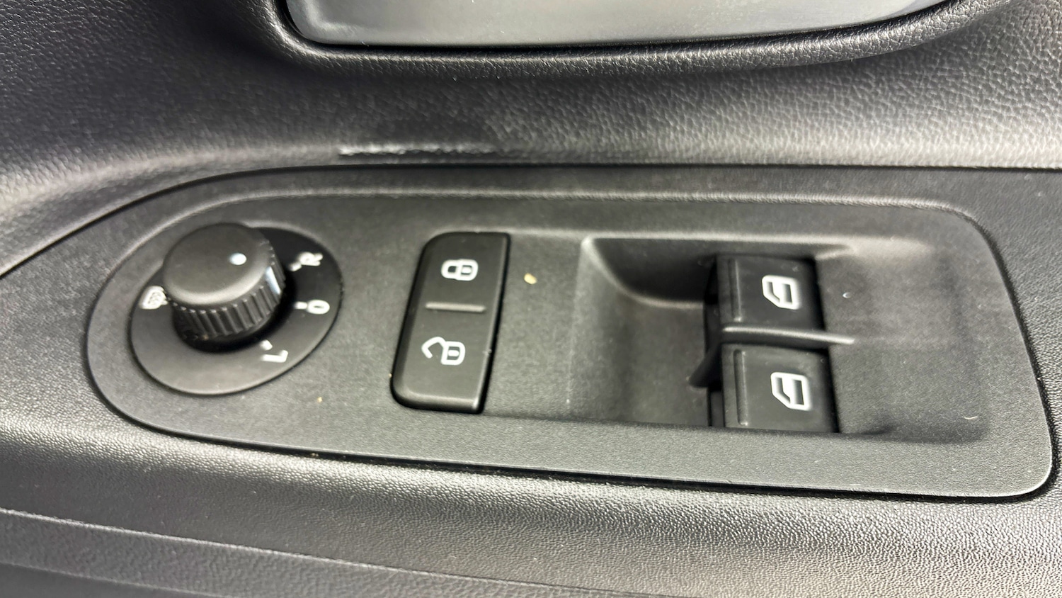 Used Volkswagen up! 2022 for sale - 78155540: Photo 20