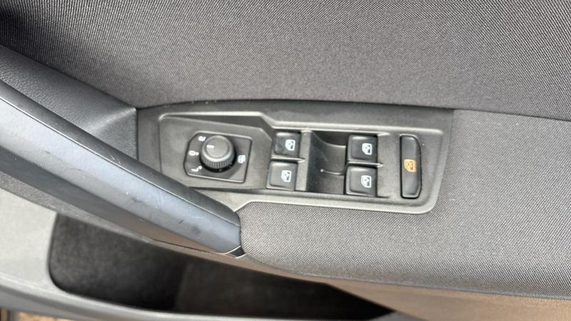 Used Volkswagen Tiguan 2023 for sale - 76008554: Photo 32