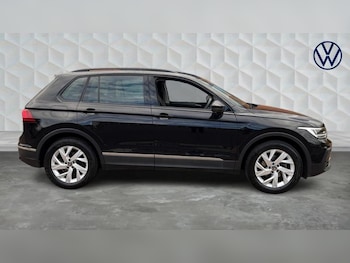 Used Volkswagen Tiguan 2023 for sale - 76008554: Photo
