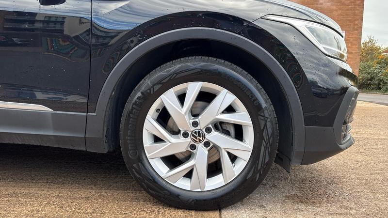 Used Volkswagen Tiguan 2023 for sale - 76008554: Photo 5