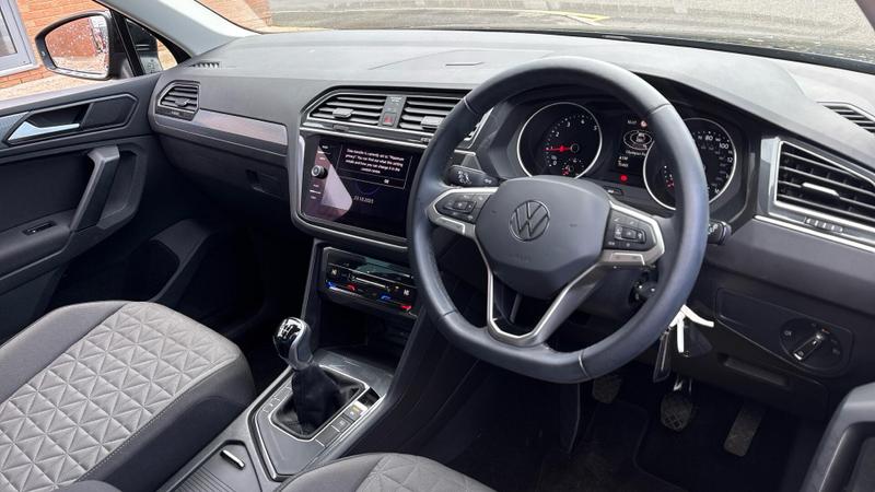 Used Volkswagen Tiguan 2023 for sale - 76008554: Photo 6
