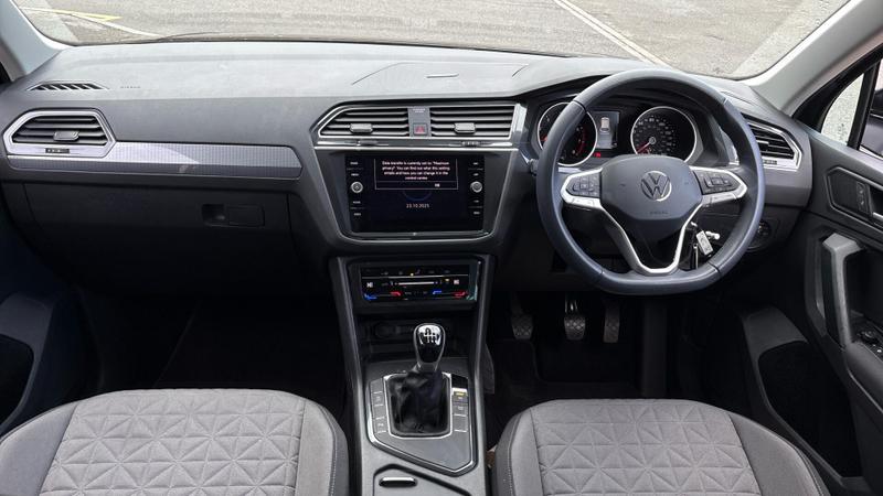 Used Volkswagen Tiguan 2023 for sale - 76008554: Photo 8