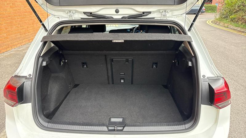 Used Volkswagen Golf 2023 for sale - 76933568: Photo 10