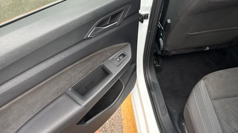 Used Volkswagen Golf 2023 for sale - 76933568: Photo 15