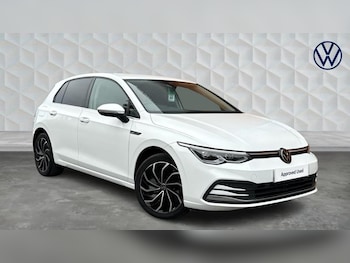 Used Volkswagen Golf 2023 for sale - 76933568: Photo