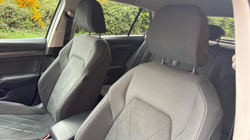 Used Volkswagen Golf 2023 for sale - 76933568: Photo 22