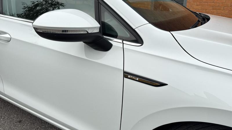 Used Volkswagen Golf 2023 for sale - 76933568: Photo 29