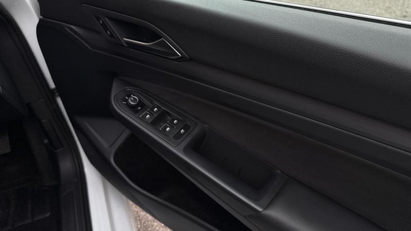 Used Volkswagen Golf 2023 for sale - 76933568: Photo 31
