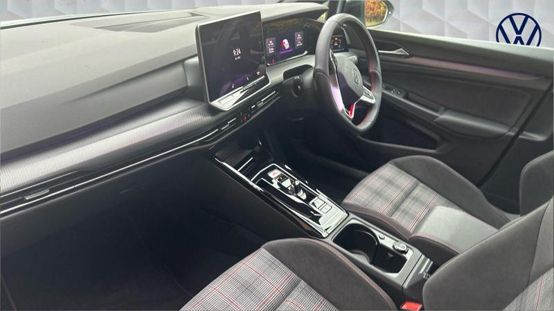 Used Volkswagen Golf 2025 for sale - 77301095: Photo 2