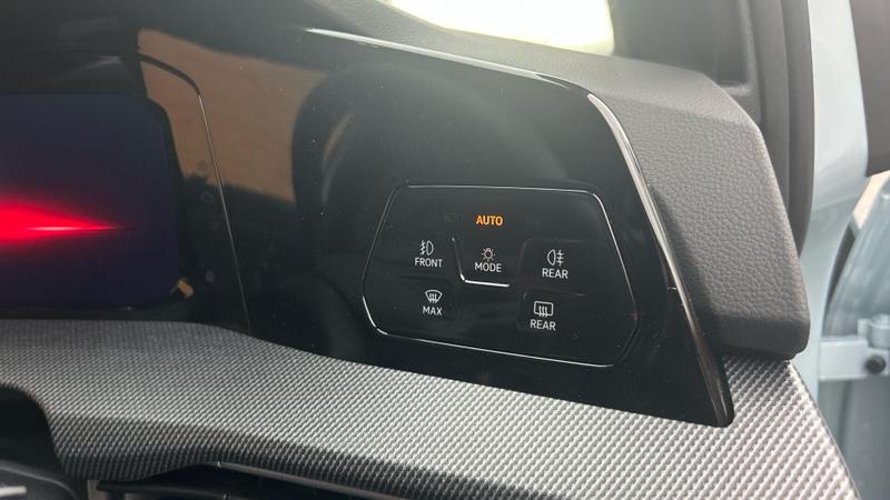 Used Volkswagen Golf 2025 for sale - 77301095: Photo 24