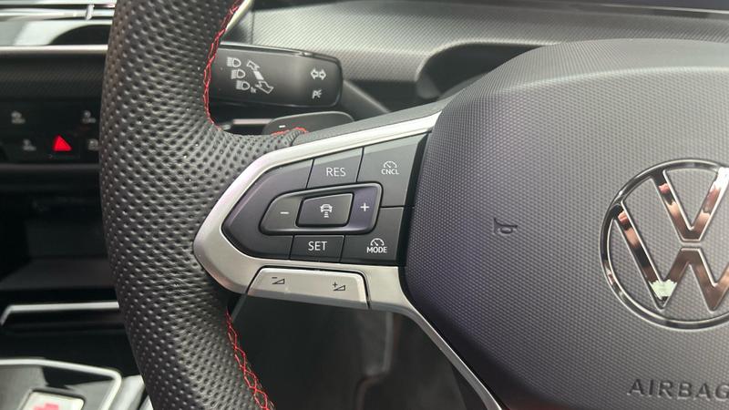 Used Volkswagen Golf 2025 for sale - 77301095: Photo 25