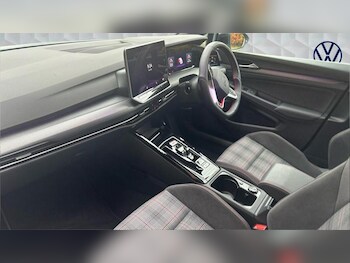 Used Volkswagen Golf 2025 for sale - 77301095: Photo