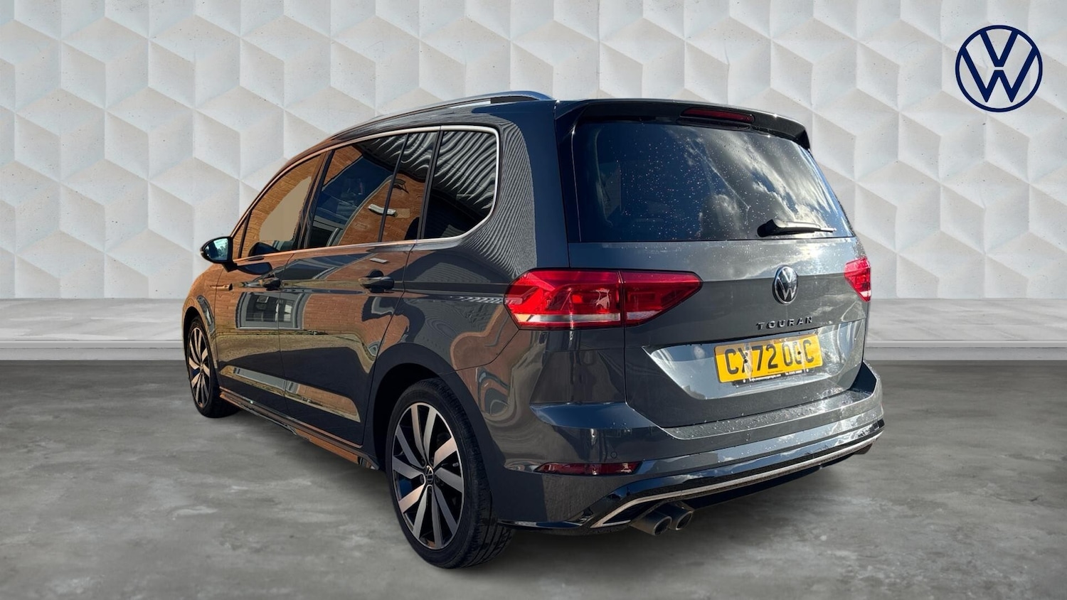 Used Volkswagen Touran 2022 for sale - 77938302: Photo 3