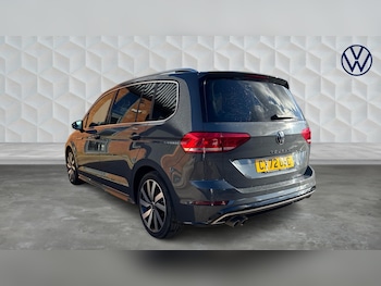 Used Volkswagen Touran 2022 for sale - 77938302: Photo