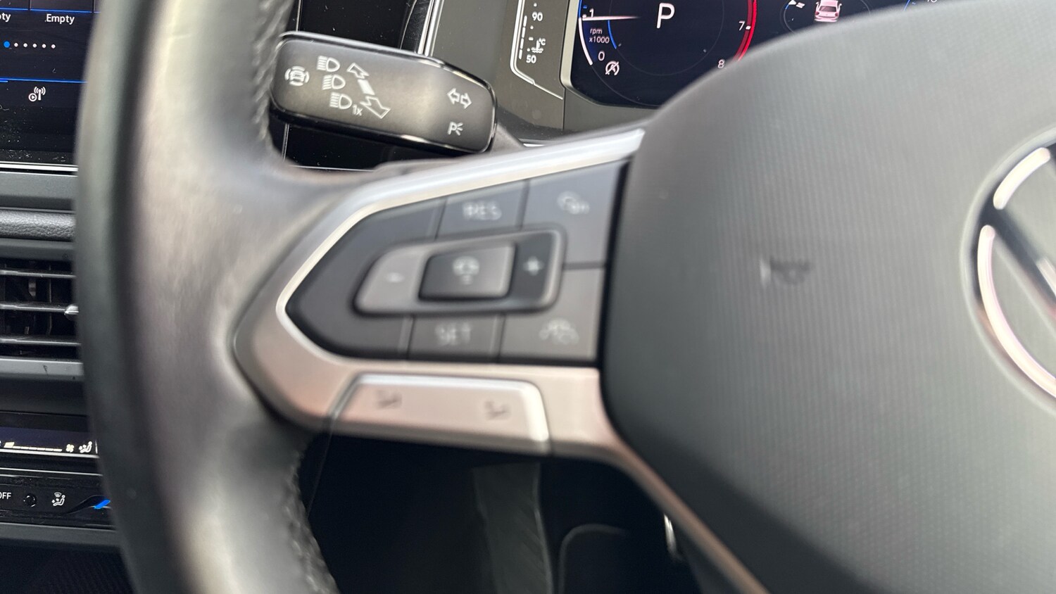 Used Volkswagen Polo 2023 for sale - 77975627: Photo 38