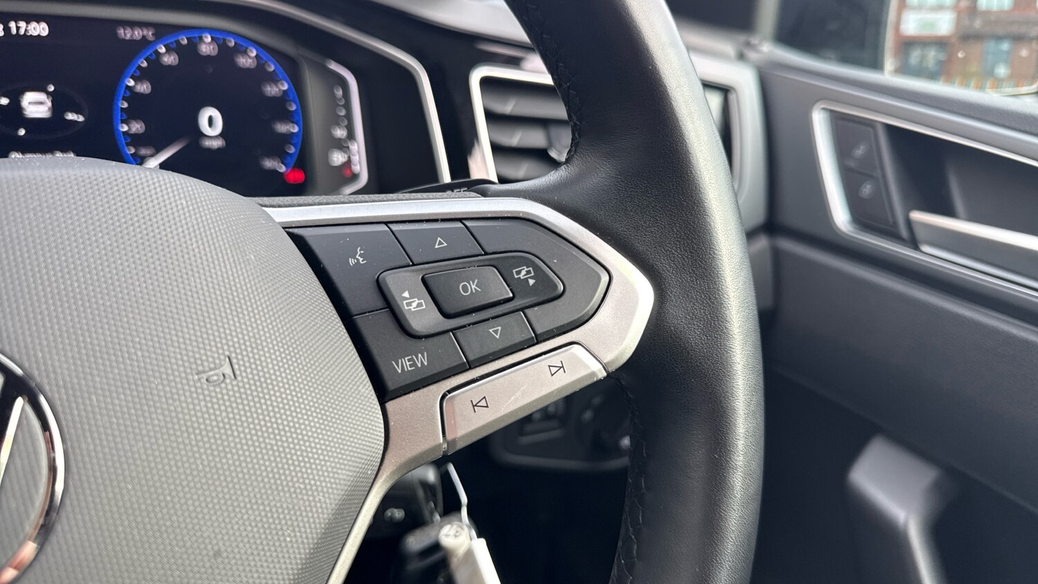 Used Volkswagen Polo 2023 for sale - 77975627: Photo 39