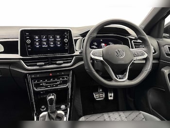 Used Volkswagen T-Roc 2025 for sale - 78290037: Photo