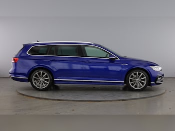 Used Volkswagen Passat 2021 for sale - 78121986: Photo