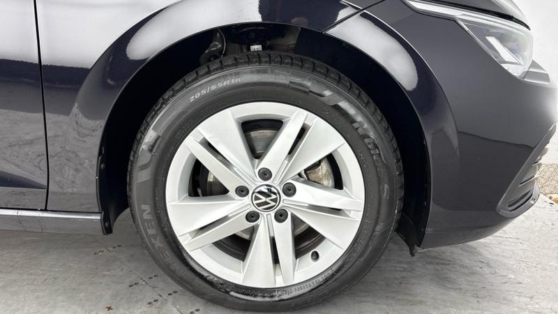 Used Volkswagen Golf 2023 for sale - 76882682: Photo 5