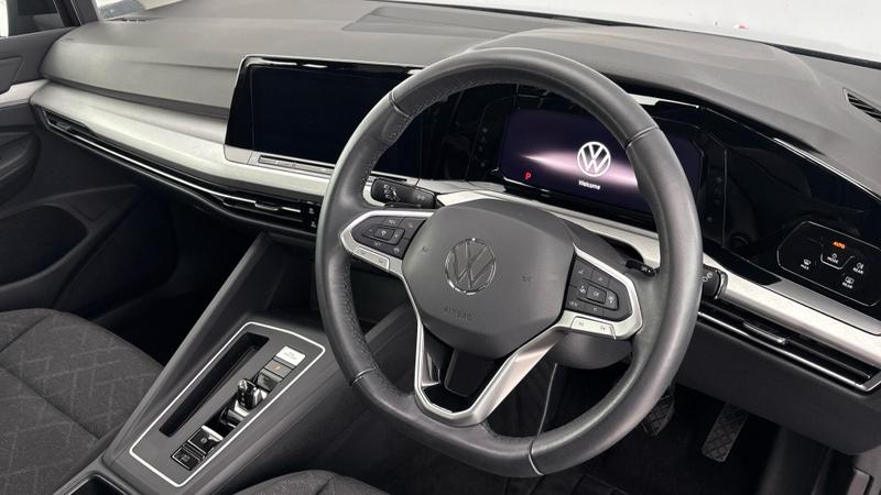 Used Volkswagen Golf 2023 for sale - 76882682: Photo 6