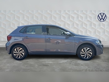 Used Volkswagen Polo 2024 for sale - 78984358: Photo