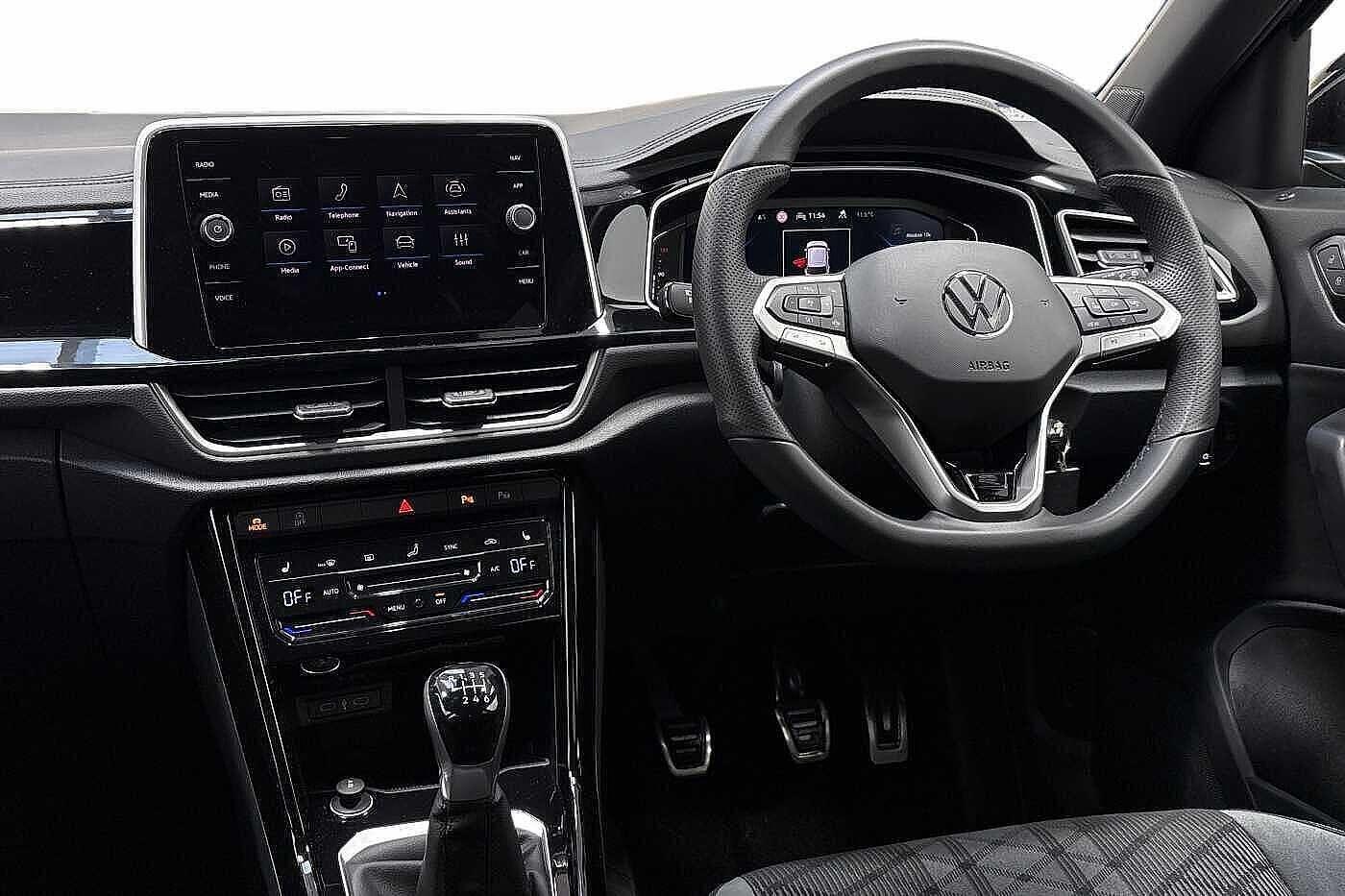 Used Volkswagen T-Roc 2025 for sale - 77640822: Photo 2