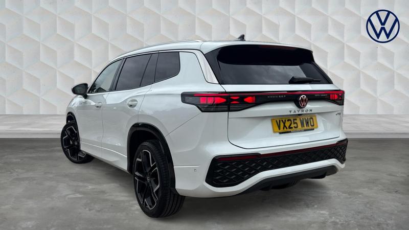 Used Volkswagen Touran 2025 for sale - 76209315: Photo 3