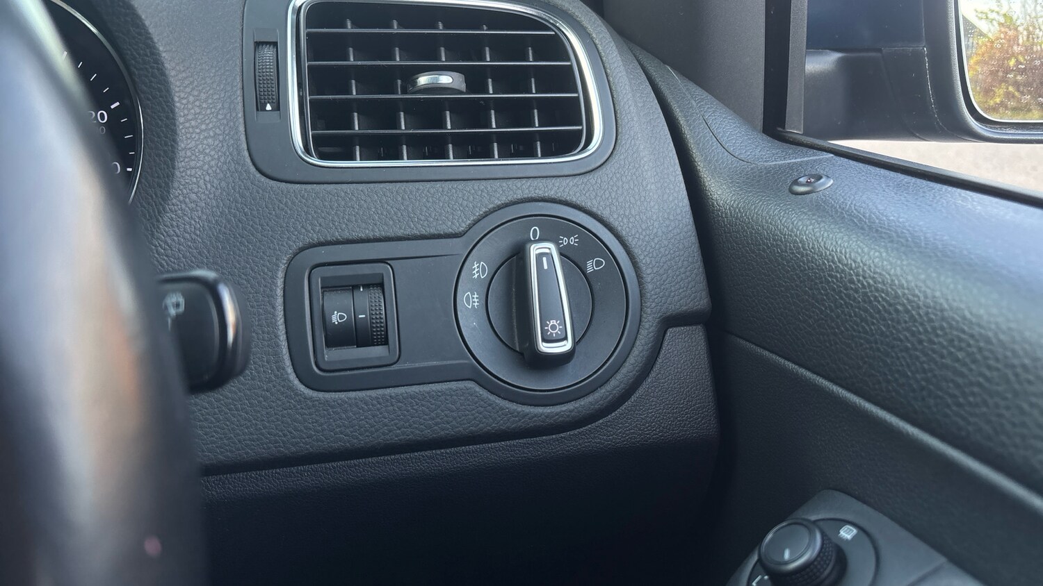 Used Volkswagen Polo 2016 for sale - 78202237: Photo 19