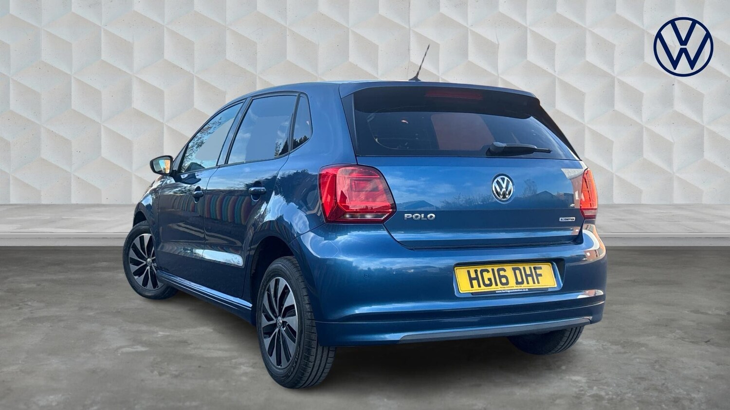Used Volkswagen Polo 2016 for sale - 78202237: Photo 3