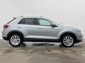 Used Volkswagen T-Roc 2025 for sale - 78381581: Photo