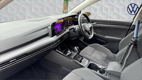 Used Volkswagen Golf 2023 for sale - 76079753: Photo 2