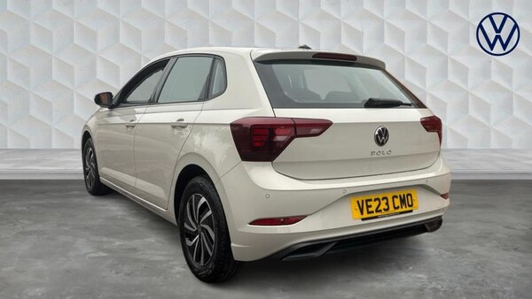 Used Volkswagen Polo 2023 for sale - 76018372: Photo 3