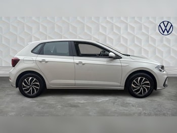 Used Volkswagen Polo 2023 for sale - 76018372: Photo 4