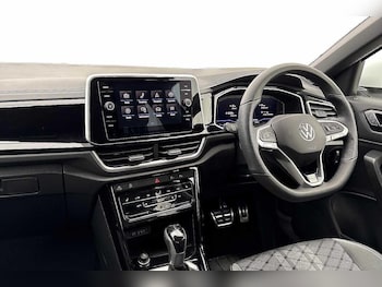 Used Volkswagen T-Roc 2025 for sale - 78290039: Photo