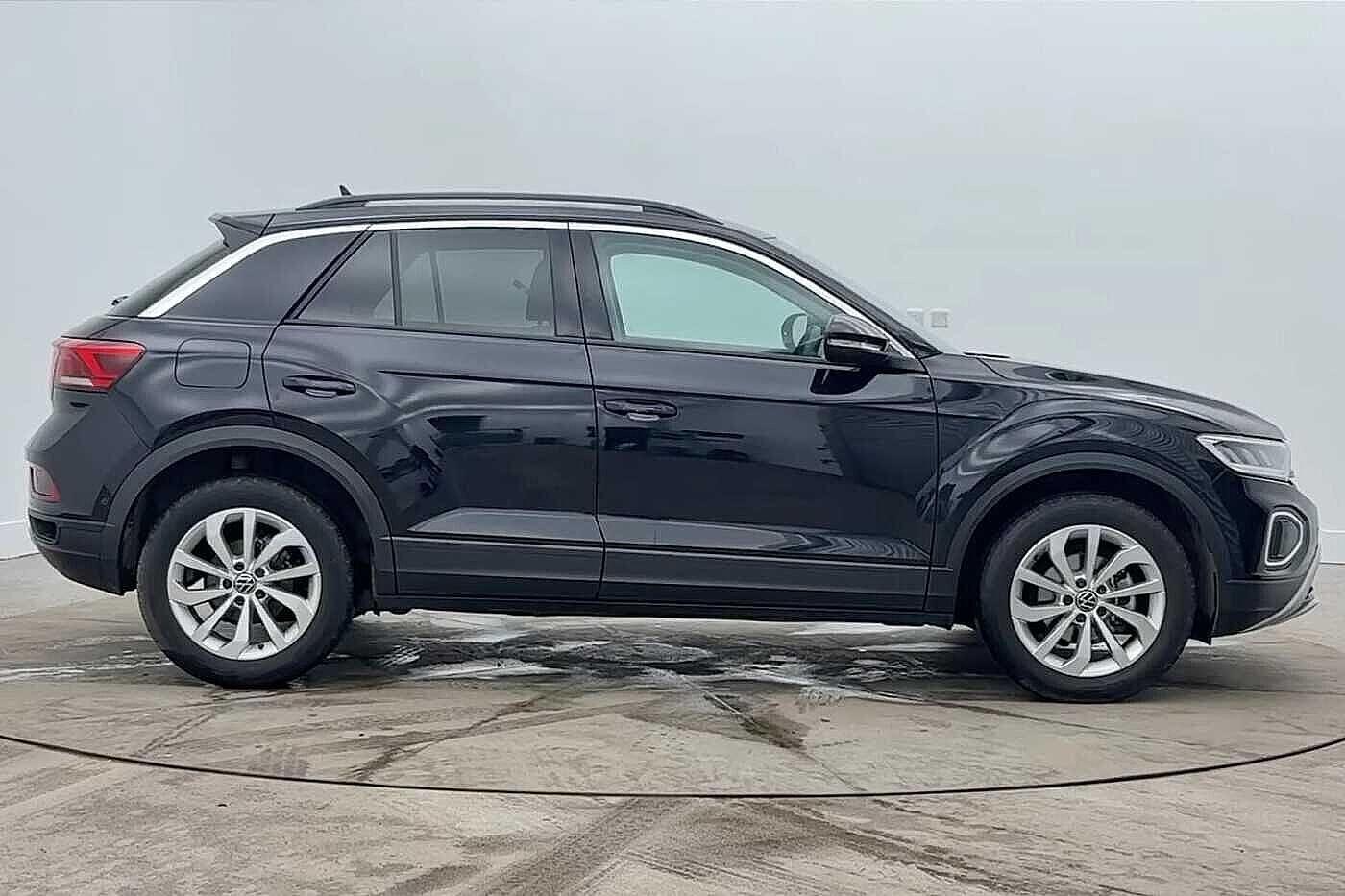 Used Volkswagen T-Roc 2025 for sale - 77506164: Photo 4