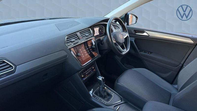 Used Volkswagen Tiguan 2022 for sale - 76234753: Photo 2