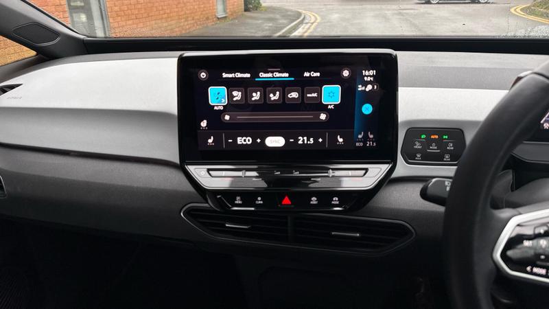 Used Volkswagen ID.3 2022 for sale - 76882685: Photo 32