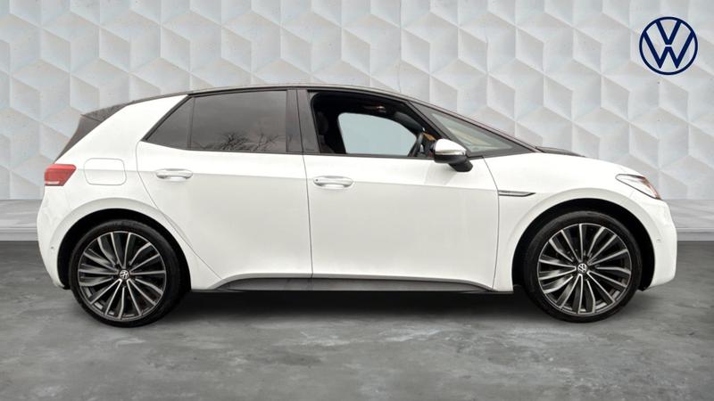 Used Volkswagen ID.3 2022 for sale - 76882685: Photo 4
