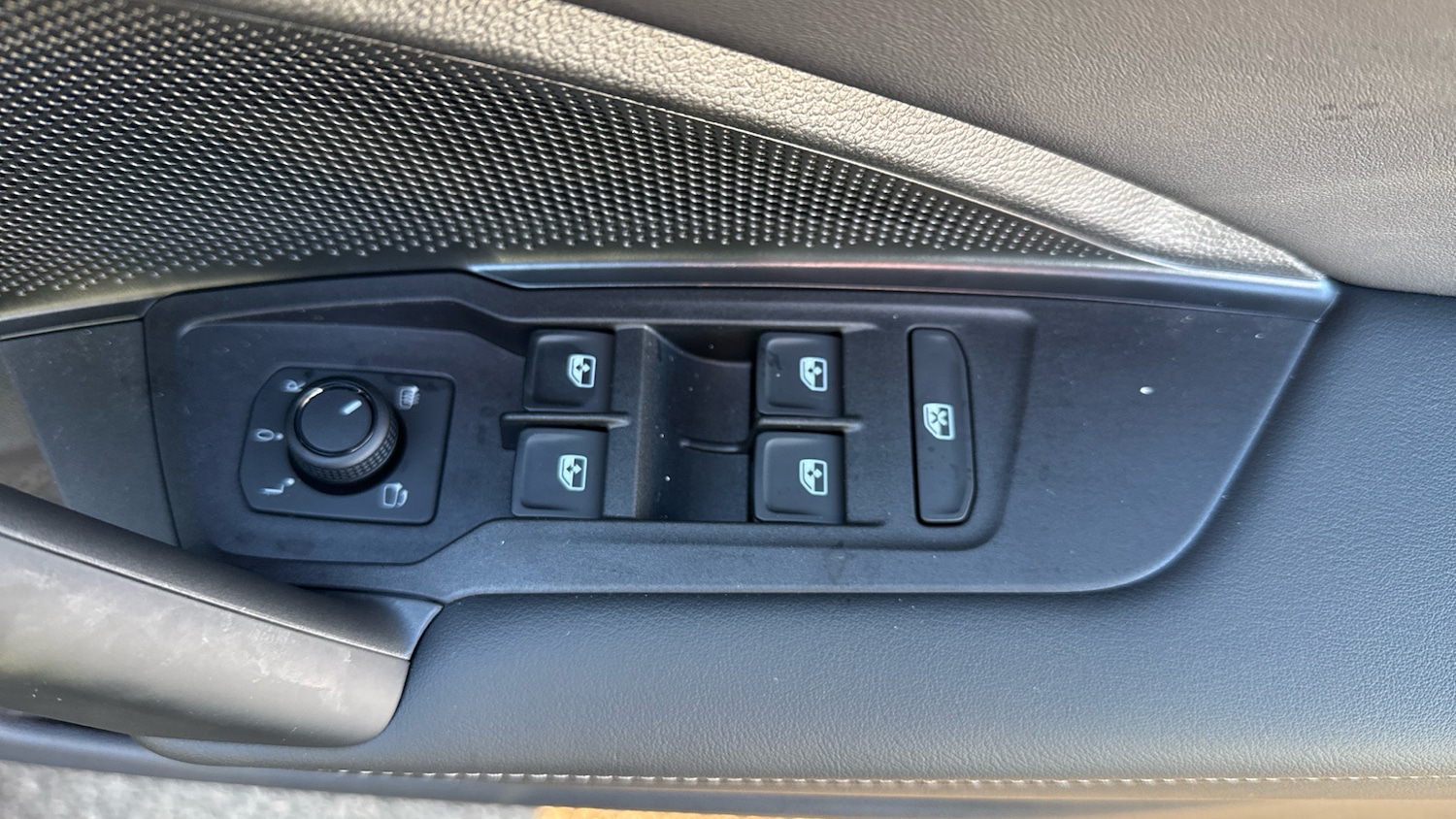 Used Volkswagen Touran 2025 for sale - 77602248: Photo 21