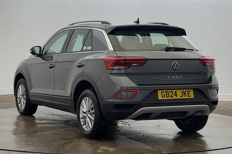 Used Volkswagen T-Roc 2024 for sale - 76684991: Photo 3