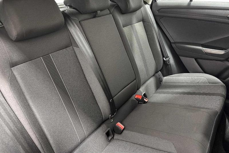 Used Volkswagen T-Roc 2024 for sale - 76684991: Photo 9