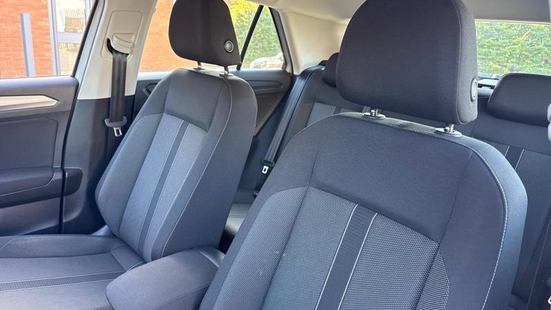 Used Volkswagen T-Roc 2023 for sale - 76018357: Photo 21