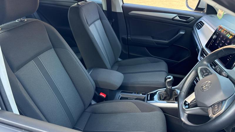 Used Volkswagen T-Roc 2023 for sale - 76018357: Photo 26