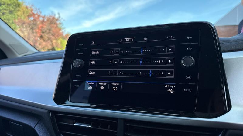 Used Volkswagen T-Roc 2023 for sale - 76018357: Photo 33