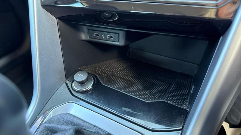 Used Volkswagen T-Roc 2023 for sale - 76018357: Photo 41
