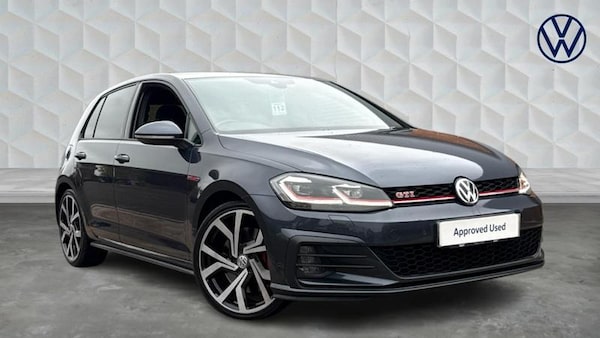 Used Volkswagen Golf 2019 for sale - 76067574: Photo 1