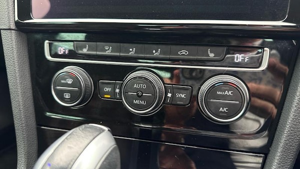 Used Volkswagen Golf 2019 for sale - 76067574: Photo 26