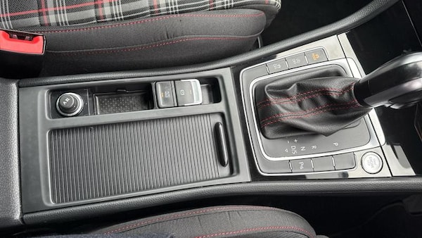 Used Volkswagen Golf 2019 for sale - 76067574: Photo 28