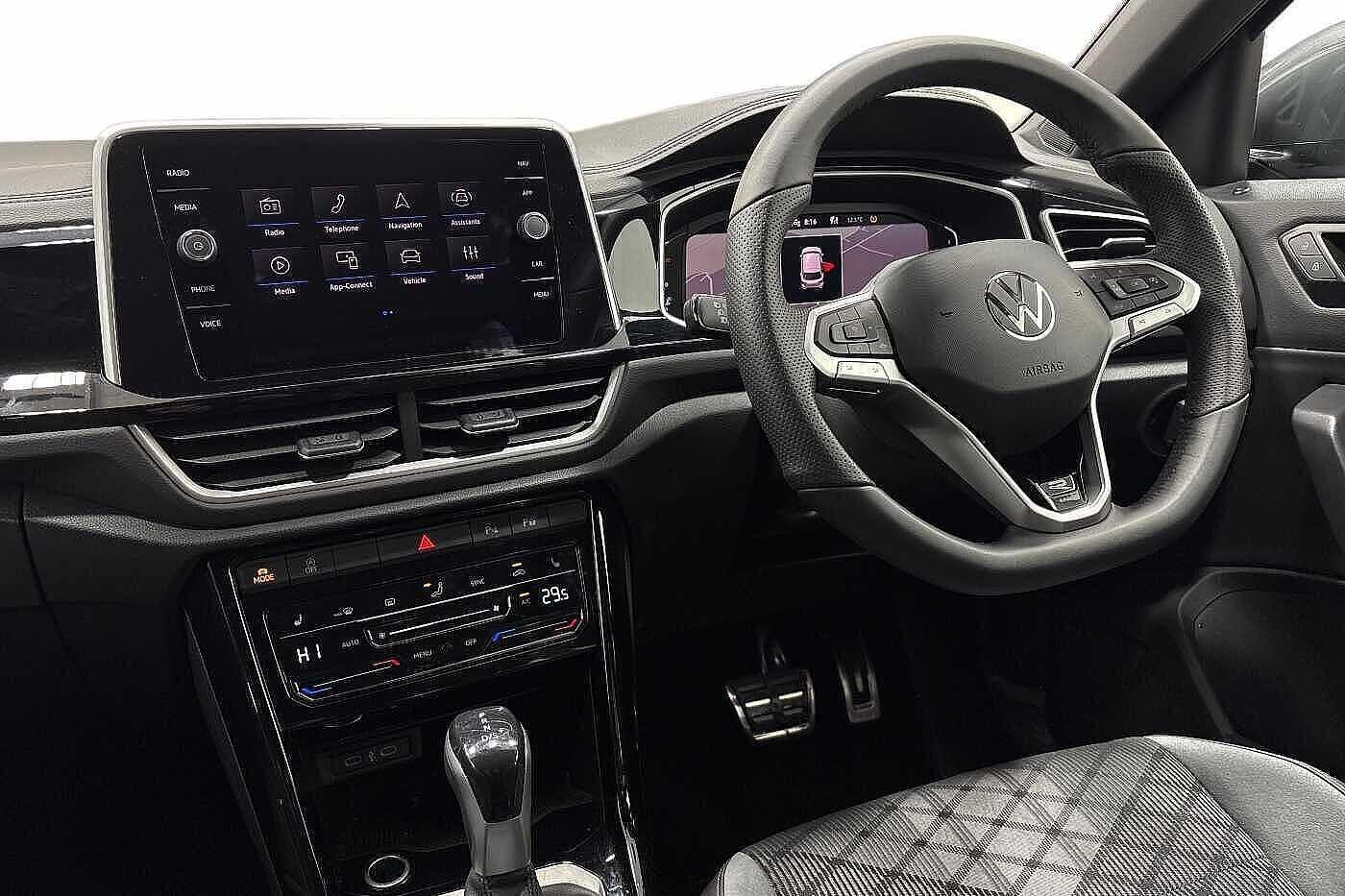 Used Volkswagen T-Roc 2025 for sale - 77515685: Photo 2